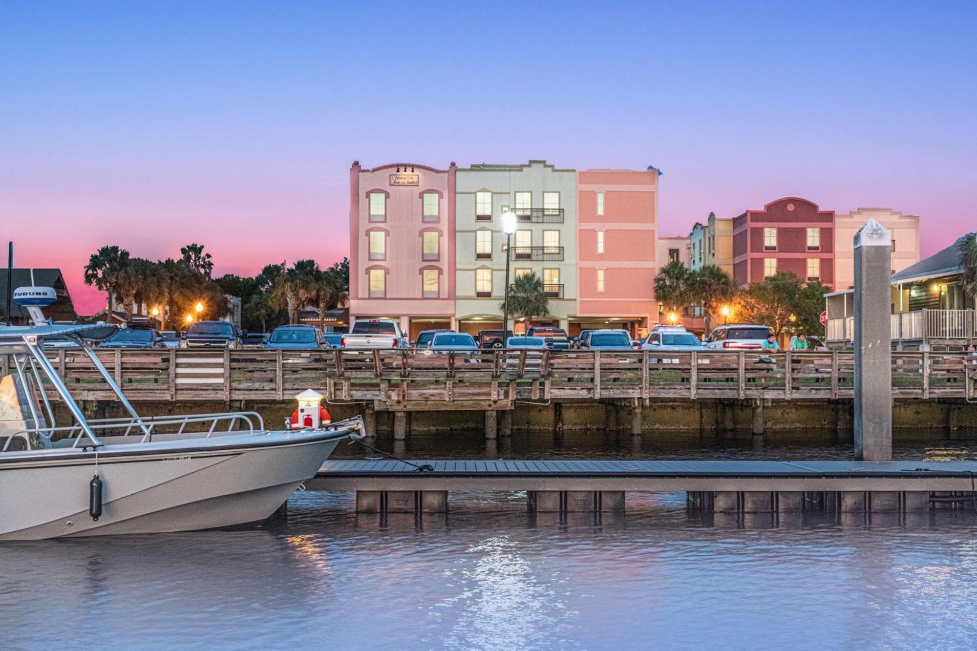 Hampton Inn & Suites Amelia Island-Historic Harbor Front Fernandina Beach Exterior foto